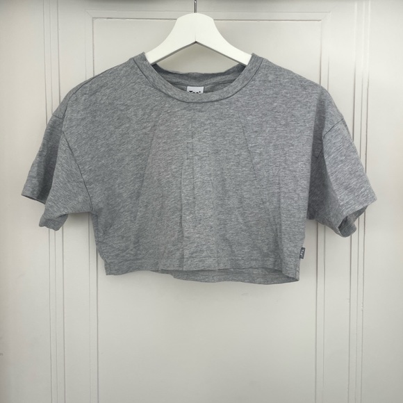 TNA Tops - TNA Laid Back T-Shirt - Grey
